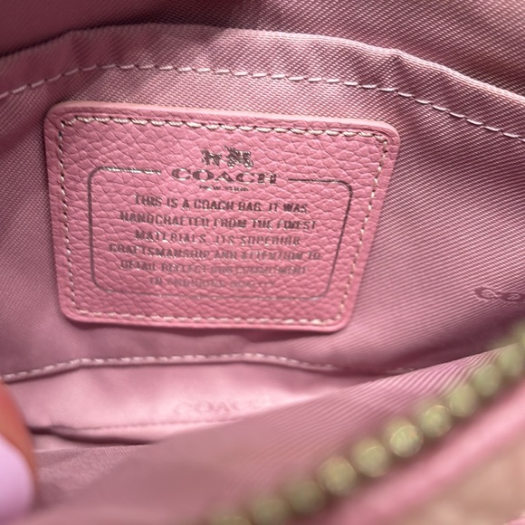 Coach pink shearling crossbody - Picture 11 of 13